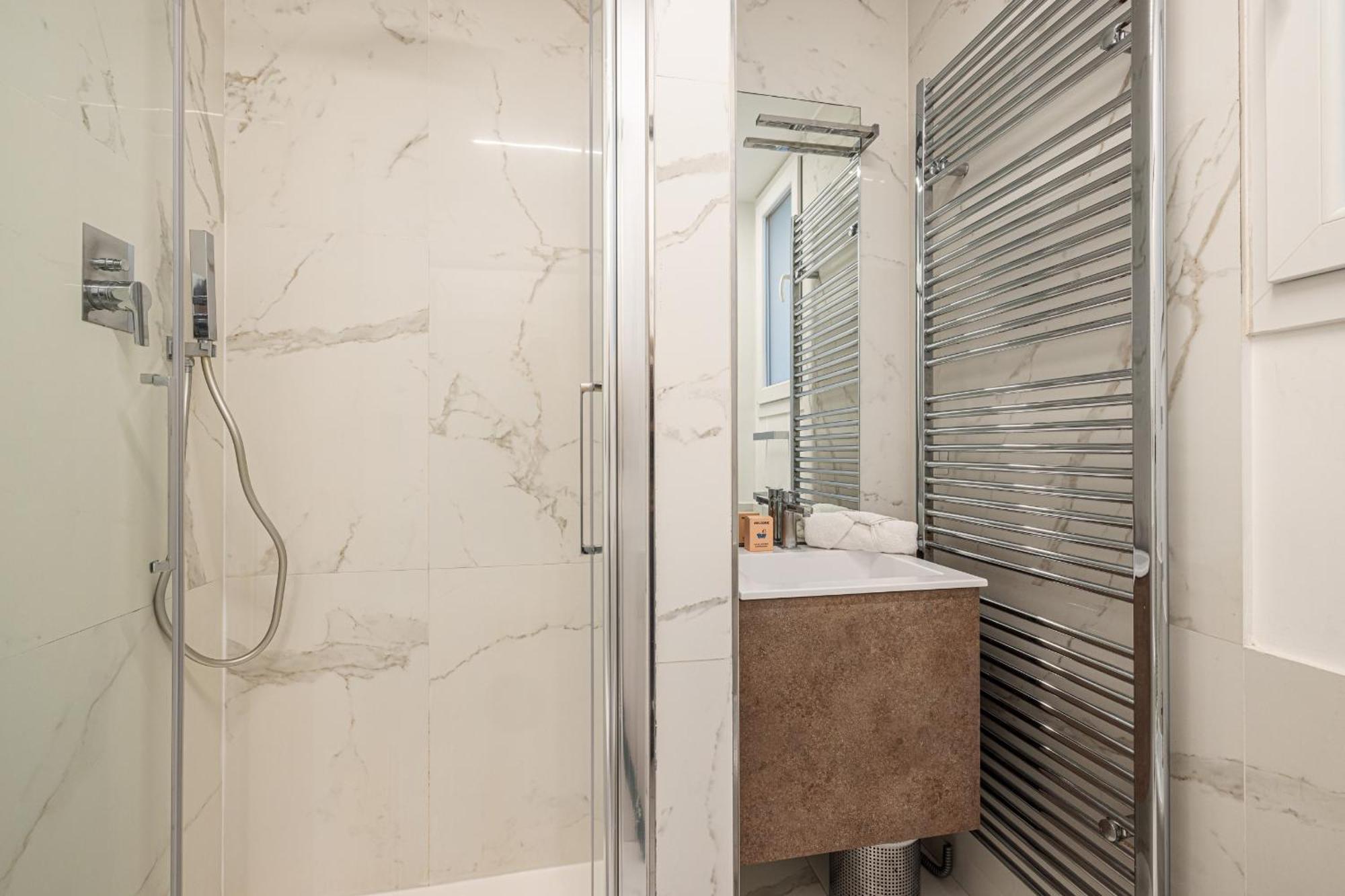Sea View - 2 Bdr Promenade Des Anglais نيس المظهر الخارجي الصورة